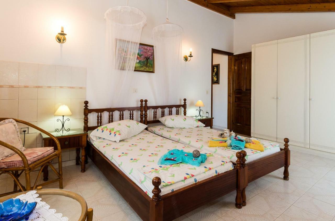 Villa Anna Apartments - 550M From The Beach, By Zantewize Vasilikí Buitenkant foto